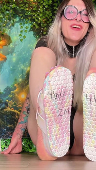 Tiny Mens Size 2 Sandals Vs My Giant Size 16 Feet 67 Giantess Humiliates & Dominates You
