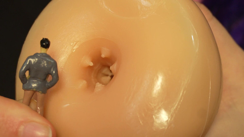 AmayaMori: Зведена сестра велетень принижує крихітного зведеного брата