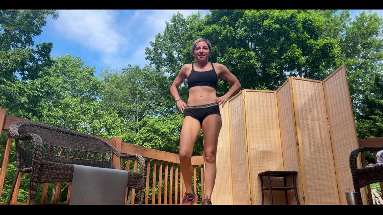 Lora Cross: Quantos burpees Lora Cross podem fazer