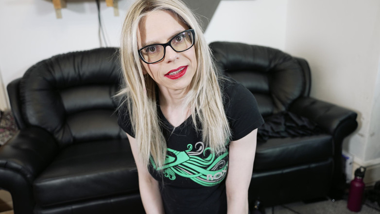 KelseyCobalt: Att bära sexiga strumpbyxor gör mig så kåt