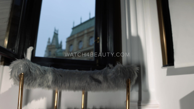 Watch4beauty: Сладкая в купальнике