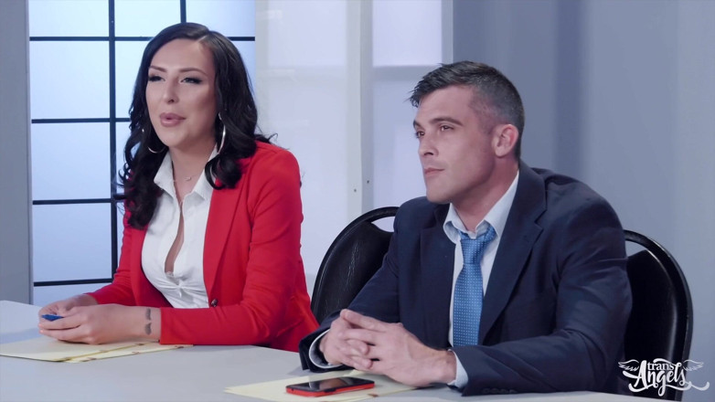 Trans Angels: Trans angels - Lance Hart iş yerinde kalın tgirl yarağını okşuyorken...
