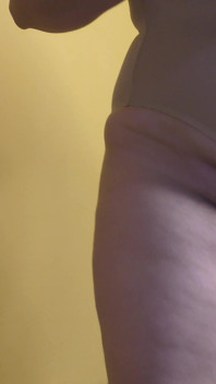 Bini jalang mengusik kekasihnya untuk menggodanya creampie pepeknya - Milky Mari