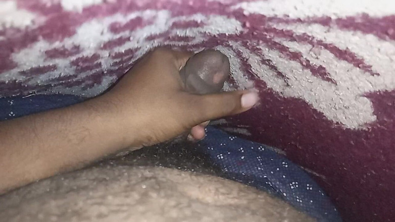 Hungry cliff: Desi čůrák