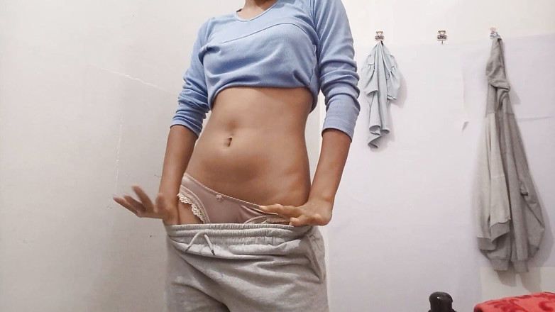 desigirl93: Красивая индийская девушка мастурбирует ее дырки