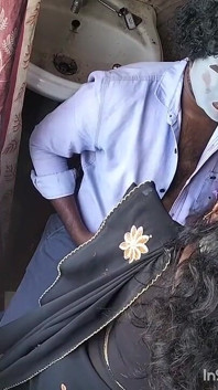 Pasangan Tamil menghisap tetek percintaan