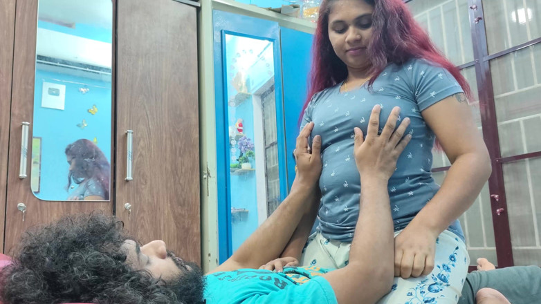 Vaigavarun Feet romance: Romantism cu stat pe penis