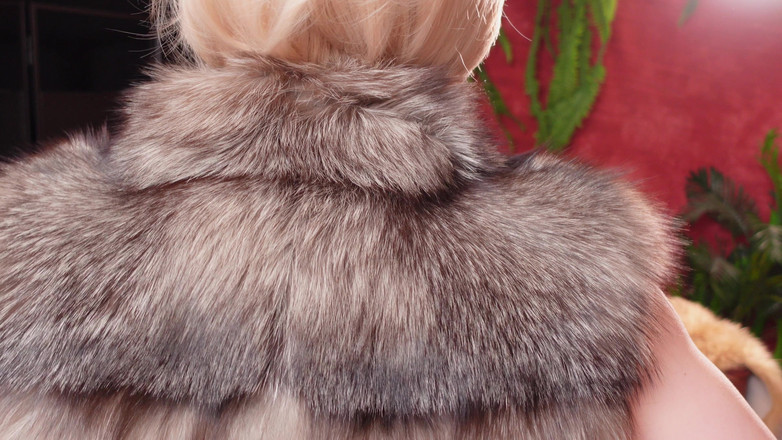 Arya Grander: 내 핫한 모피 코트 컬렉션 - 1부 - 페티쉬 밀프 Arya Grander