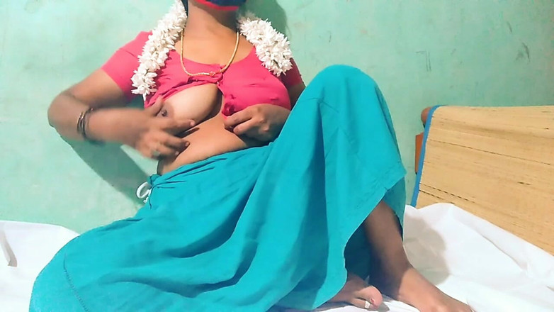 Vaishnavi35: Dì Ấn Độ móc cua