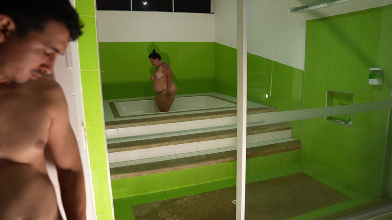 Lexly_16: My Neighbor Comes Into My House and This Happened in...