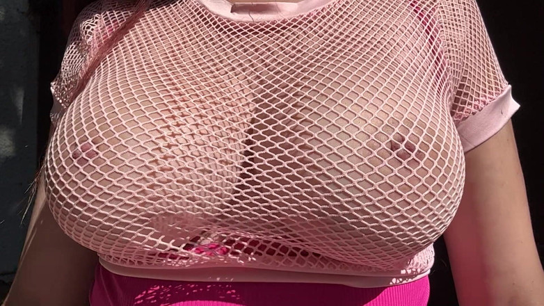 Artemisia Love: Italská velká prsa milfka Artemisia Love ukazuje její nadržené velké...