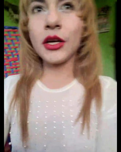 Evehamphy: Pozornost pod sukní