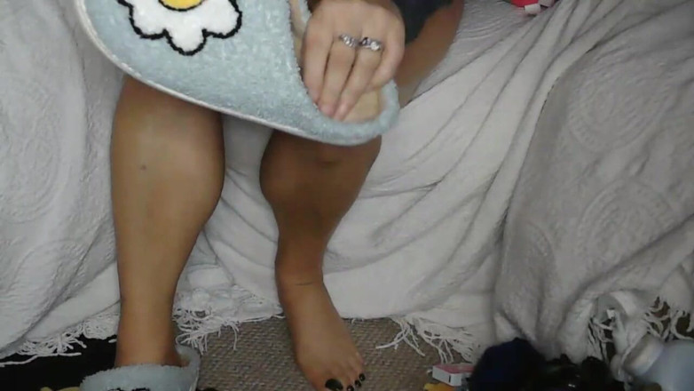 RedIvy420: Slipper Bengelen Plagen En Dikke Kalveren Aanbidden Met Kepi Carter...