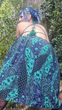 Do You Like Jiggling Asses?