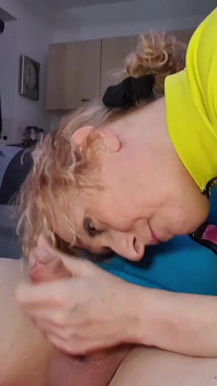 Dominare cu pulă mare și anal fără prezervativ cu Top Tgirl Lucy Essex