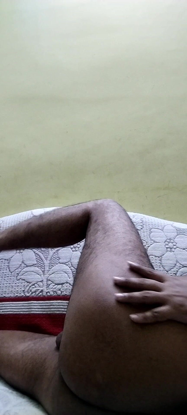 Horny Indian Teen Boy Going Fully Nude (without Clothes)to His Straight Friend Home Who Is Alone at His Home (Bull boy studio)