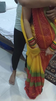 Bhabhi memanggil jiran untuk membetulkan mandi dan dikongkek