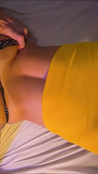Neoon Rebello, une nana sexy sous le maillot du Brésil, se fait baiser en levrette après avoir perdu contre la Norvège.