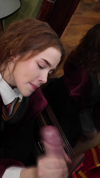 Hermione, Harry Potter'a çiftler arasında sakso çekti. Nicole Murkovski. Martin Spell.