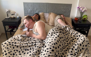 Arg Boys: Nevytvářejte Hluk, Aby Si Toho Váš Nevlastní Bratr Nevšiml! - Trojka...