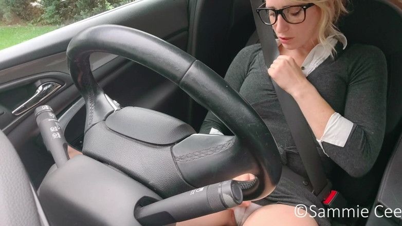 Sammie Cee: Car seatbelt airbag therapist