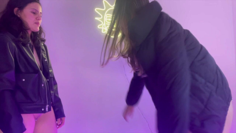 scarlettandc: Uwielbiamy bawić się naszymi skórzanymi ubraniami