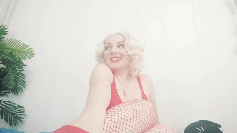 Arya Grander: Dominazione femminile video pov