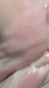 Dirty Oil Feet