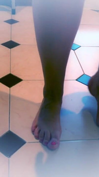 Sexy Feet Walking