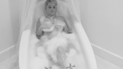 Kylie Britain Adventures: Bubbleliscious