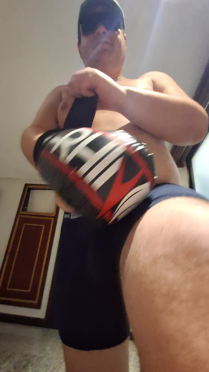 Combat and fetish: POV Bear Boxer Vs You