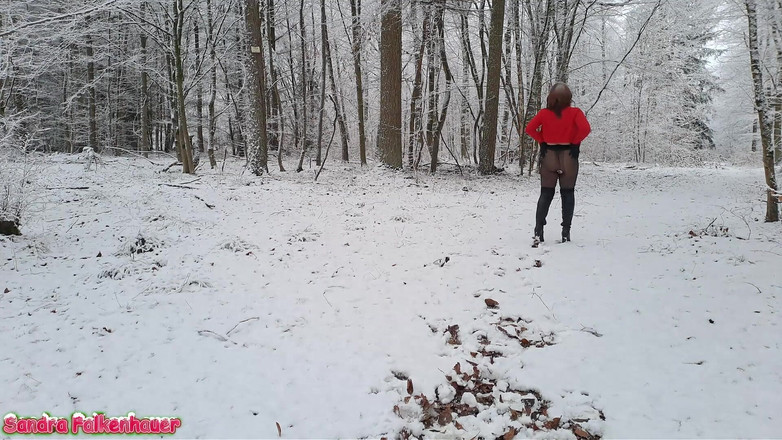 Sandra Falkenhauer: Berjalan di salji