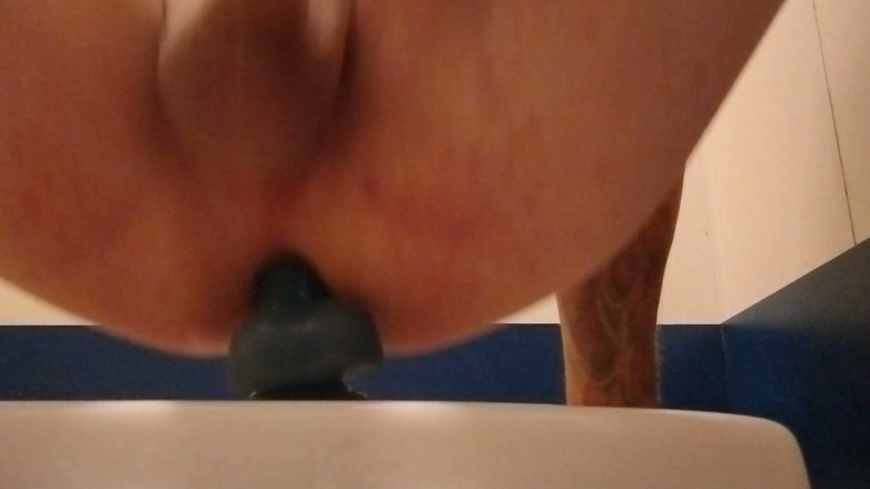 WoodyWood22401: Riding My Dildo Hard