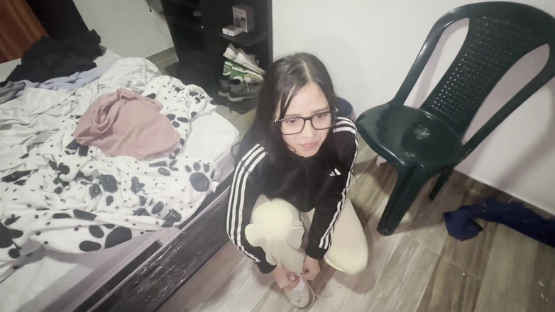 Crisanto999: I Meet Estefani, a Beautiful Ass-sucking Whore