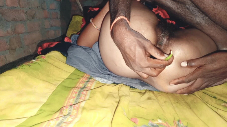 Treblsex: 大学時代、義姉がナスから水を汲んでいました