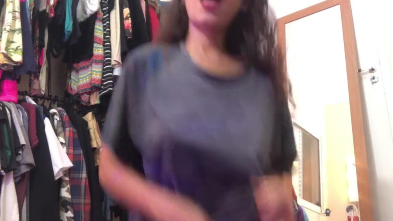 Espuleta: Part 2 - Dancing Without Panties