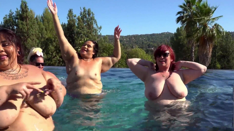 Busty Bexx: Jeff Models in Un Orgia Alla Festa in Piscina