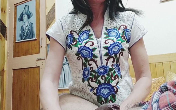 Bolly Karma: Dia adalah mesin percintaan