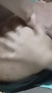 En iyi arkadaşım beni sikiyor! 19 yaşındaki Palang gerçekten azgın!