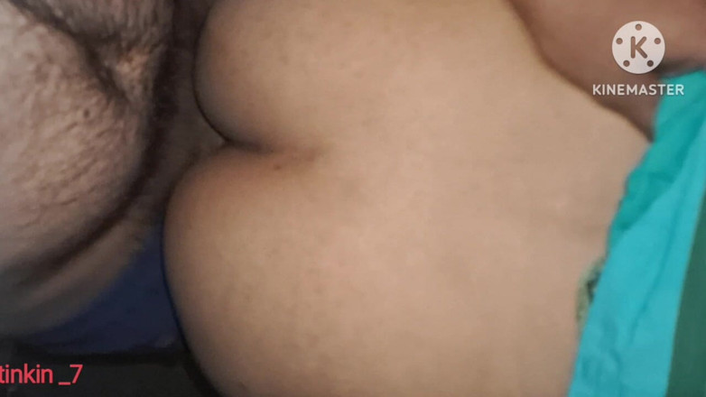 Tinkin_7: Esposa infiel vista con otro