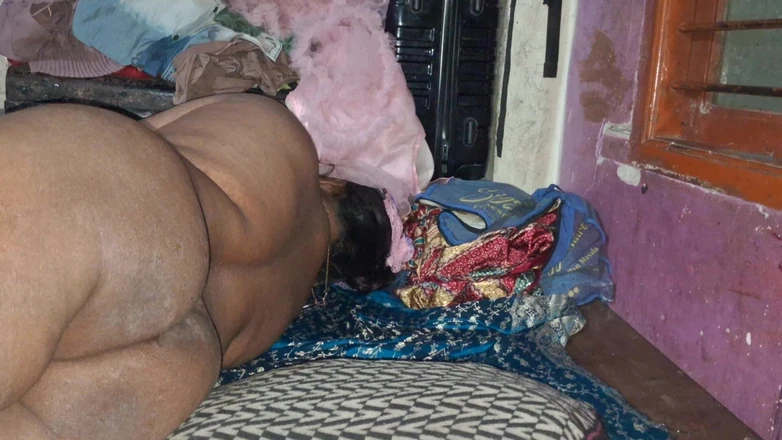 North tamil sex: Desi Pussy Eating