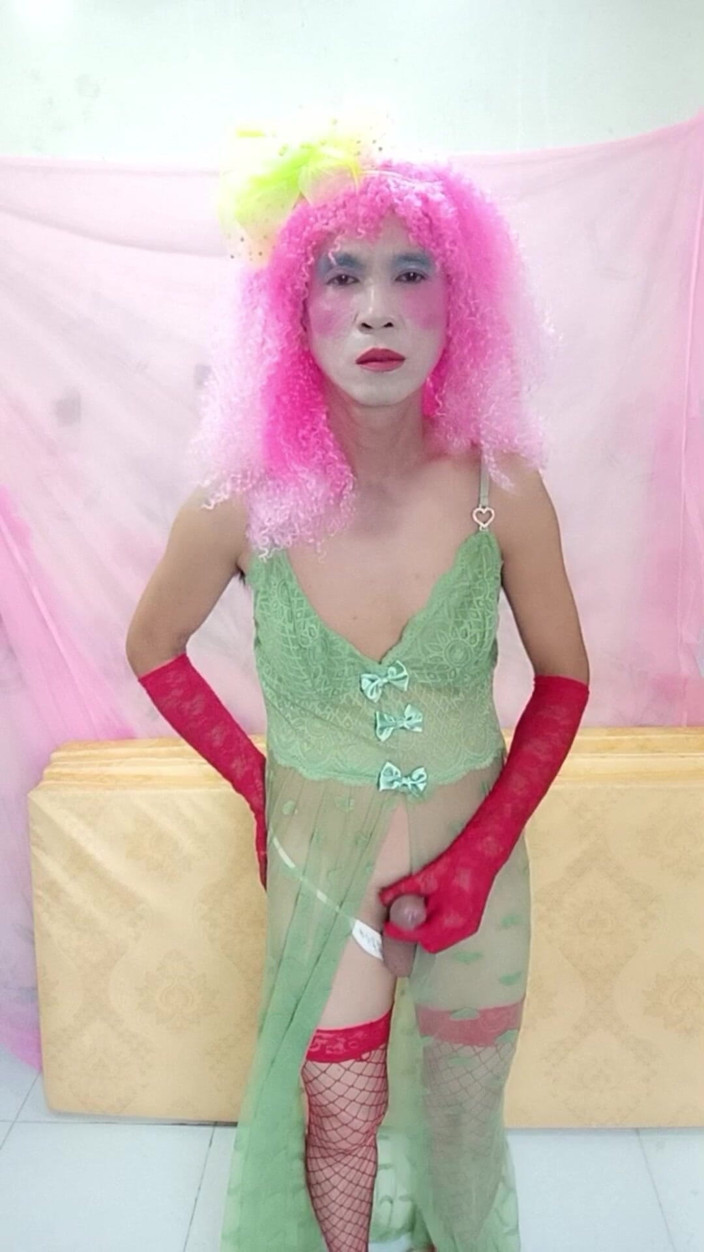 nguyen dang thien tri: Oanh Le Shemale สวมเซลฟี่หนังโป๊เซ็กซี่