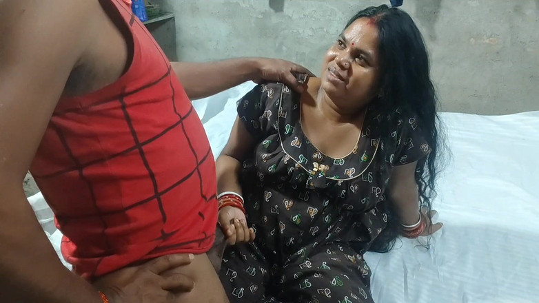 Raju Raju: Villaggio indiano desi style scopata video