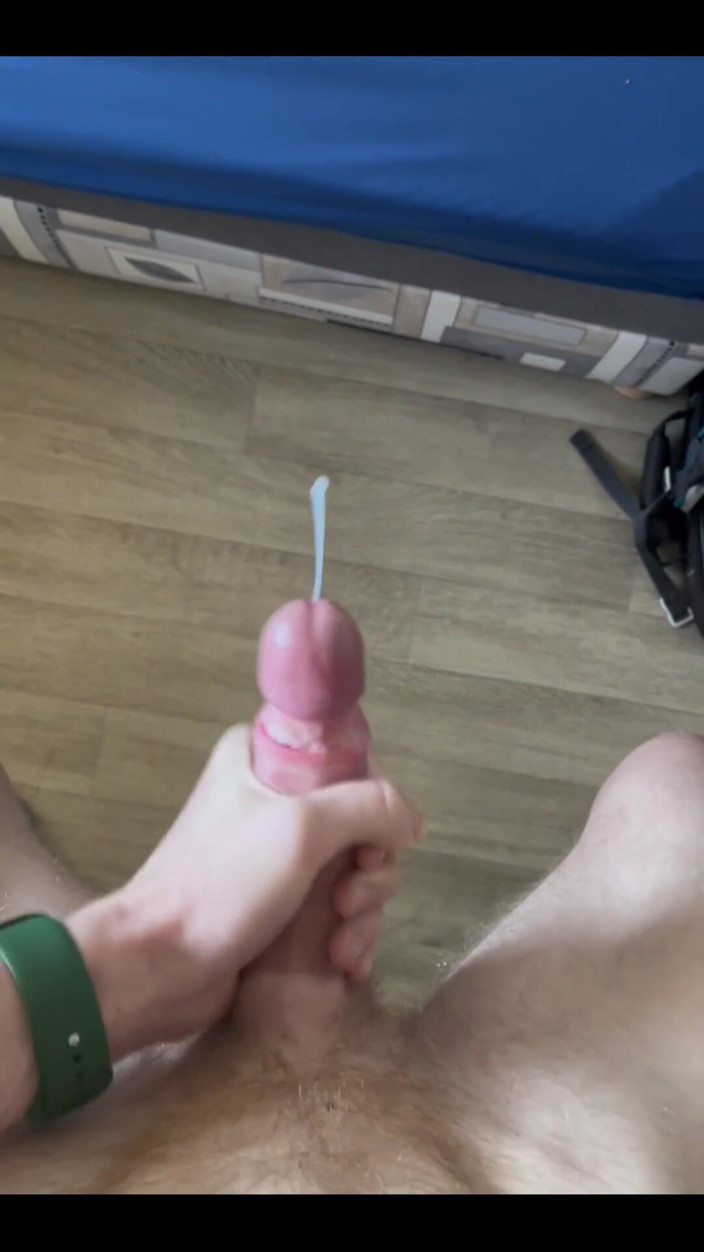Johnny69227: Napalony twink musi się zwolnić!
