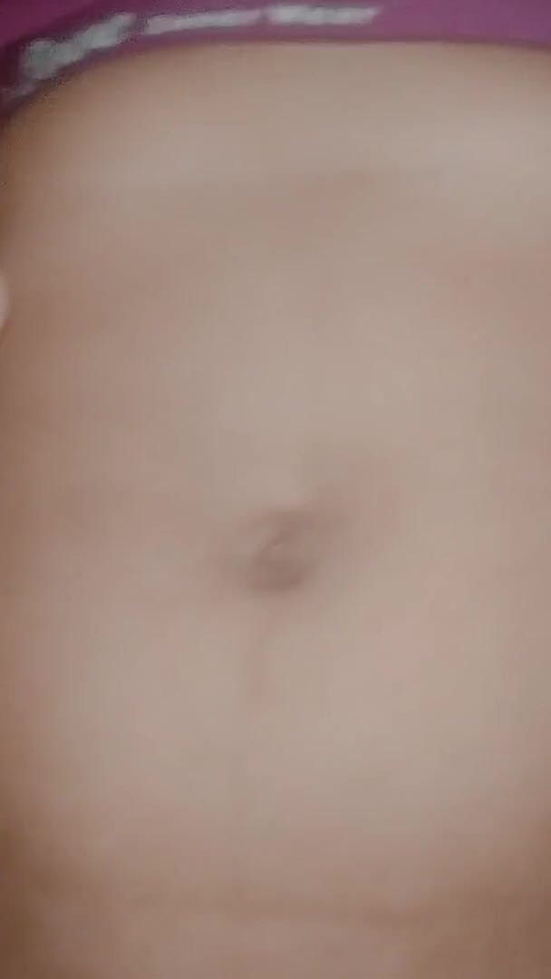 AshaDevi88: Sie ging zu ihr nach Hause und stach eine Freundin...