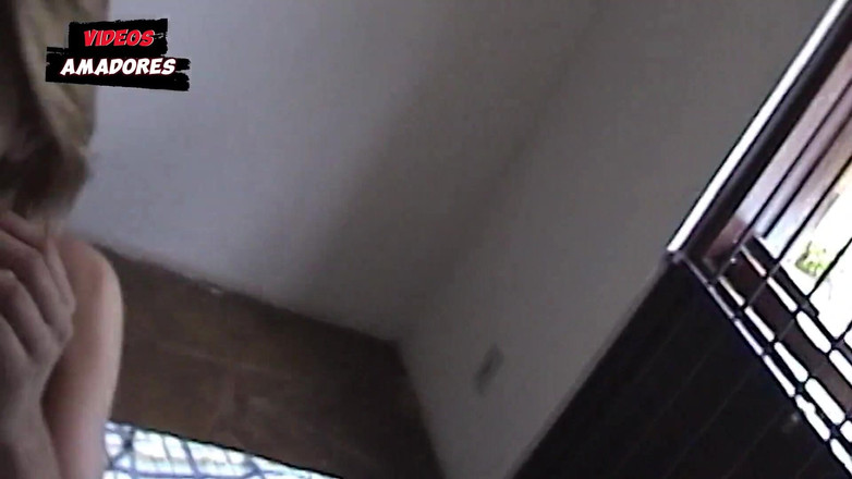 Amateurs videos: Dvě děvky si spolu hrají