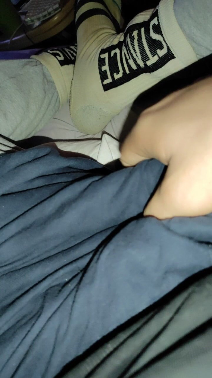 SmokedAlloy2: Dirtyjunkbro Doesn't Need a Toilet to Piss. He Does It...