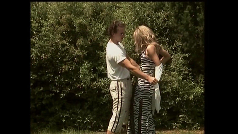 Muschi movie official: În sfârșit un sex în care nimeni nu ne vede