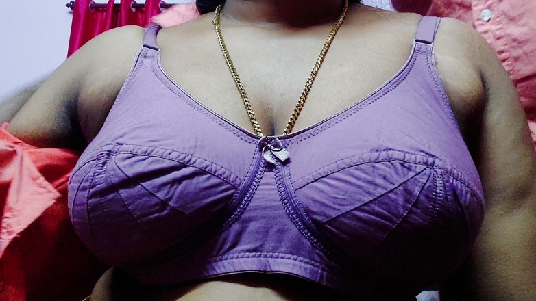 Desi Mohini: India Mohini caliente milf caliente mucama teniendo sexo con joven...