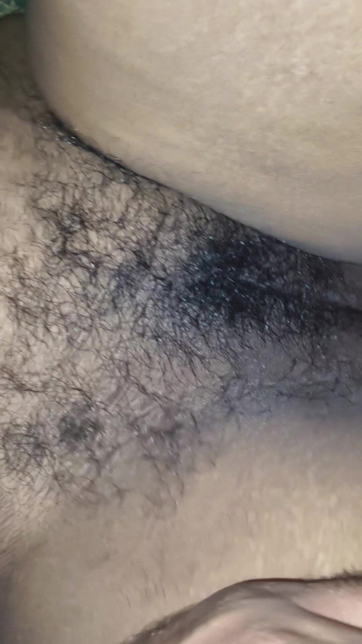 Suman818: Una figa pelosa